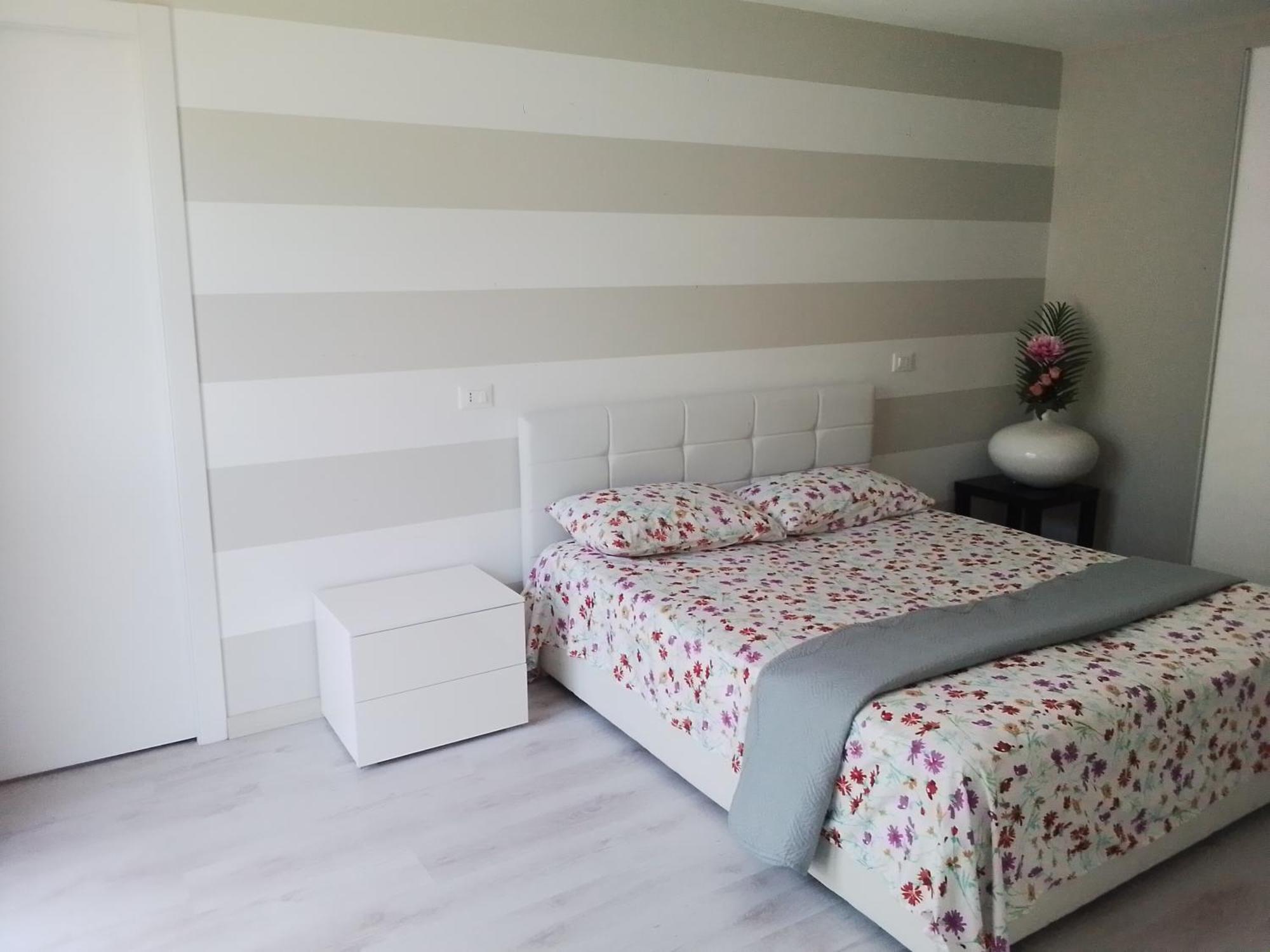 Holiday Apartaments Desenzano del Garda Exterior foto