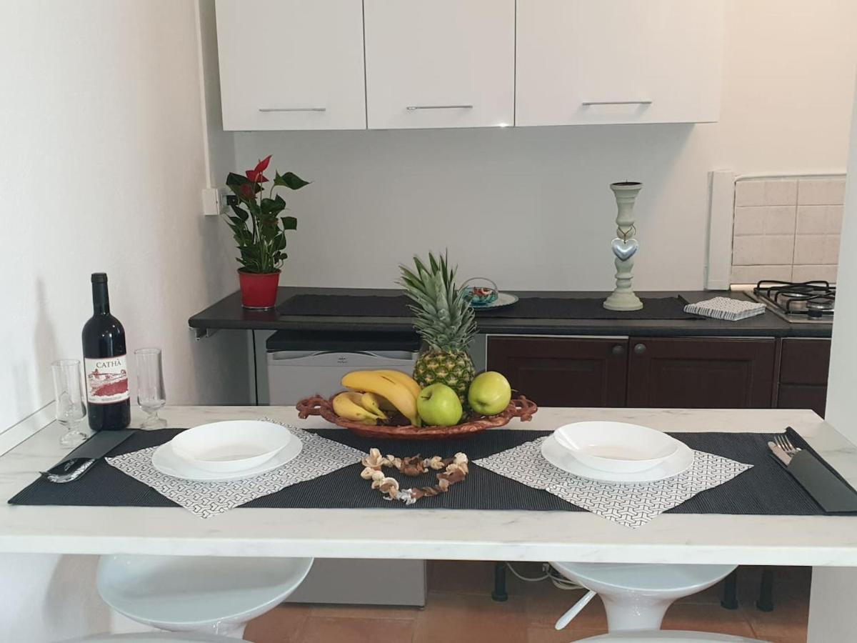 Holiday Apartaments Desenzano del Garda Exterior foto